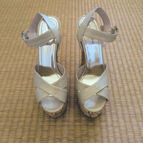 Cavallini Gold Leaf Platform Heels | US 5.5 / 6 EU 36 | Made in Italy - Picture 3 of 7